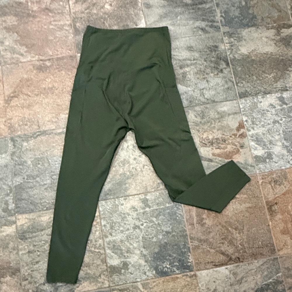 Olive Green Maternity Leggings - Picture 3 of 4